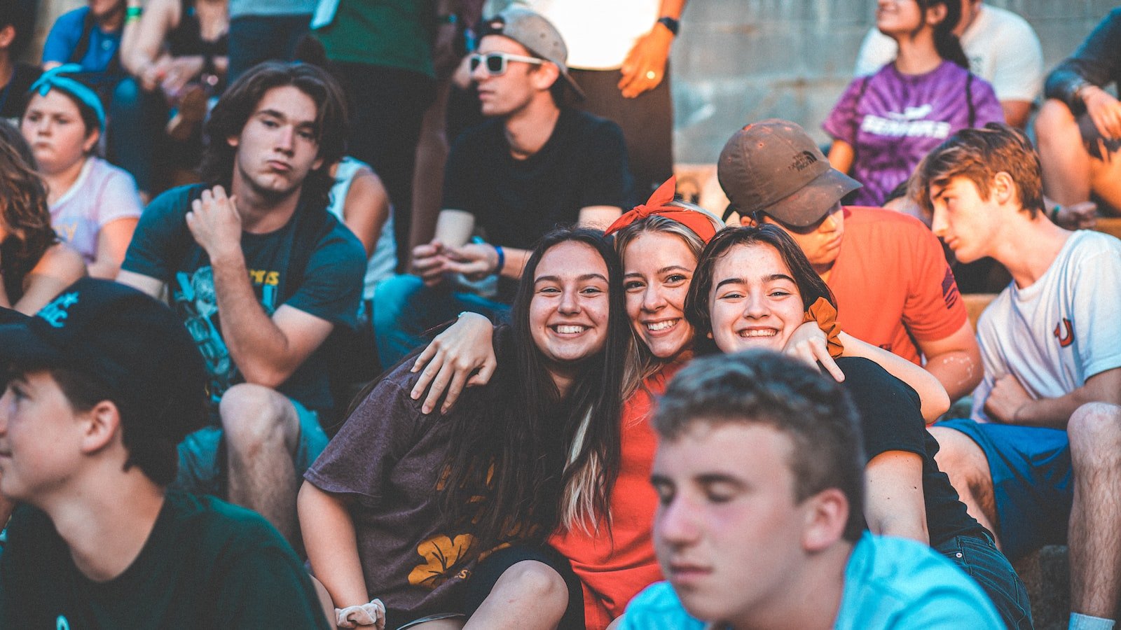 Building a Supportive Community: Empowering and Uplifting Each⁢ Other