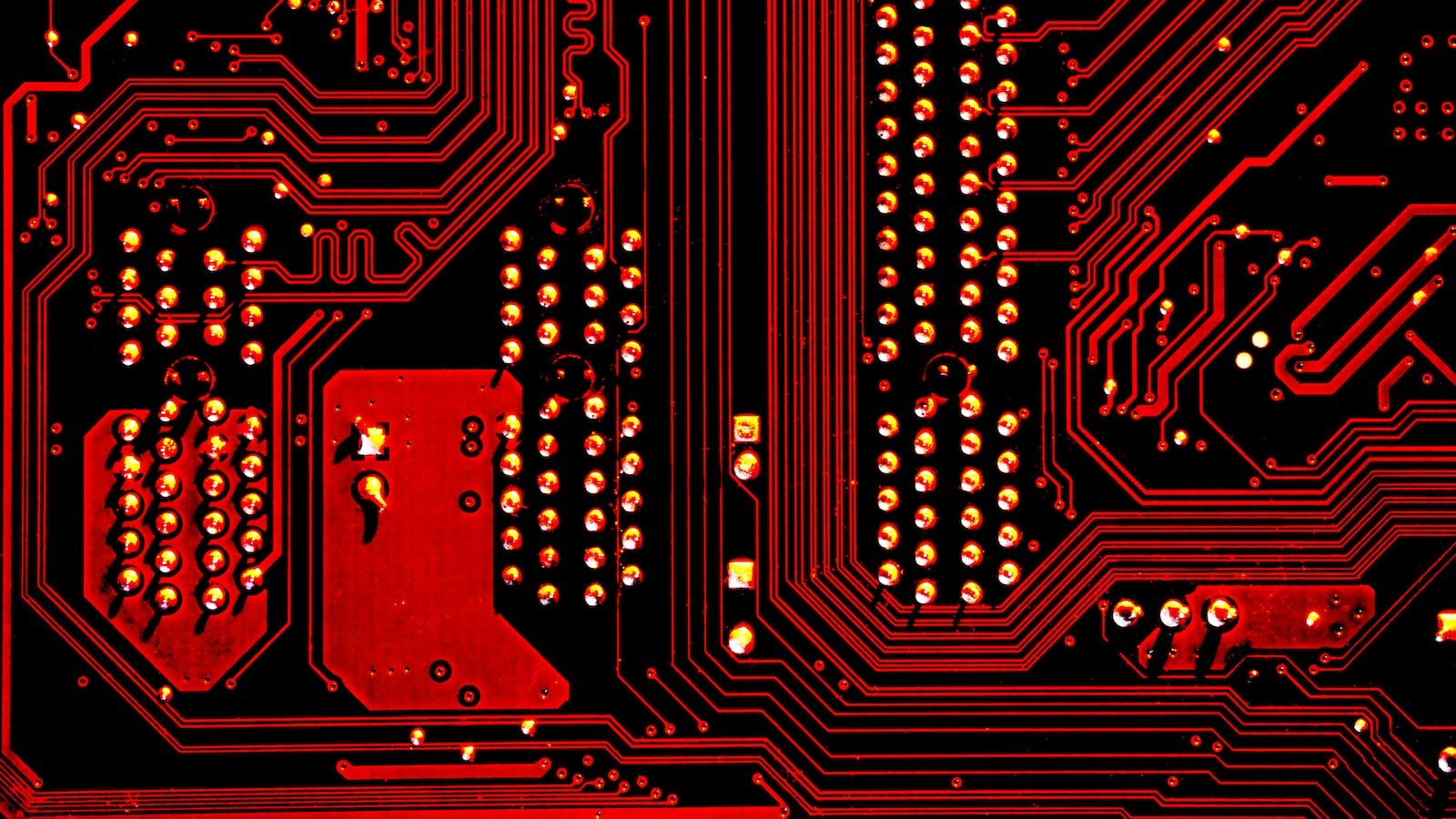 - Decoding⁢ the Enigma: Exploring Theories behind ⁣the ⁣Unexplained Bulge ⁤Phenomenon