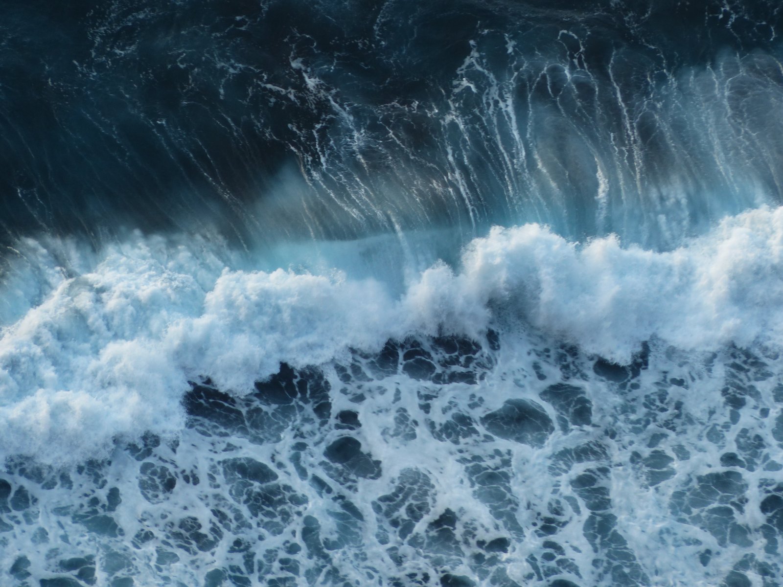 Mastering the Bulge: Practical Tips for Effortlessly Incorporating the Swell Phenomenon into Daily Life